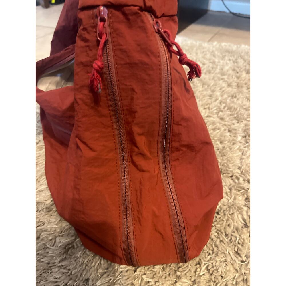 Rust Orange Oversized Nylon Travel Tote Gym Yoga Overnight Weekender Bag - Picture 5 of 6